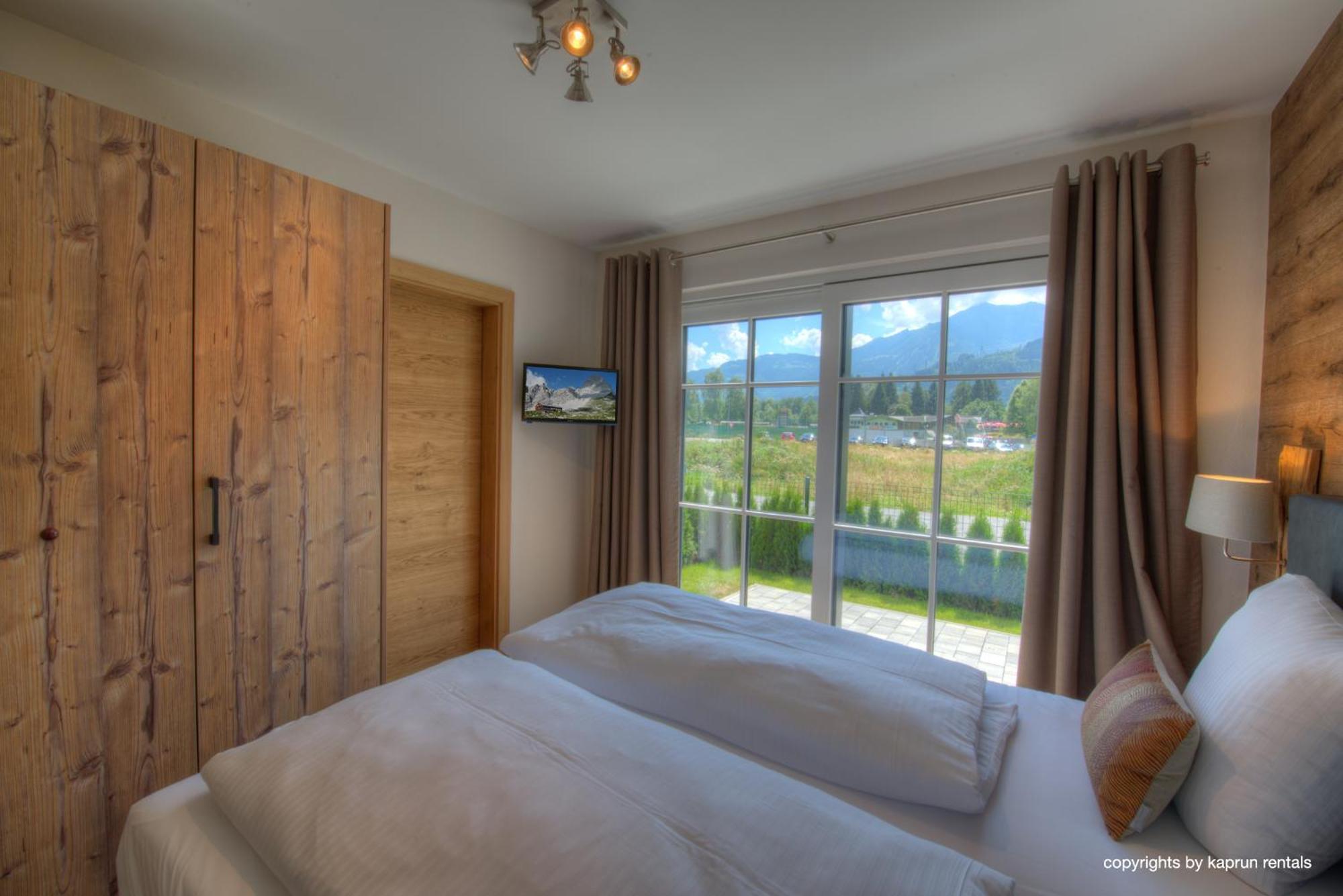 Deer & Dear Luxury Chalet Piesendorf Room photo